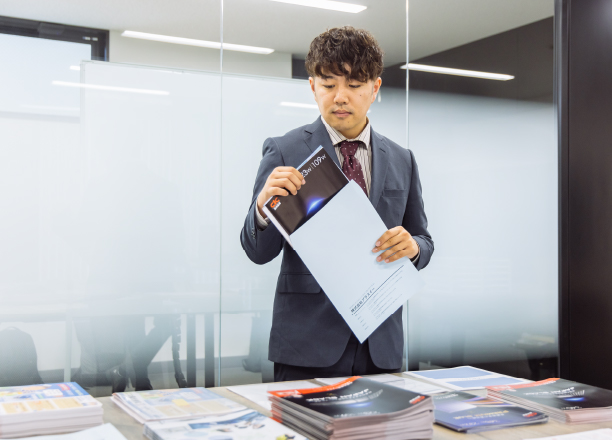 福岡支社 主任 西谷 謙太郎